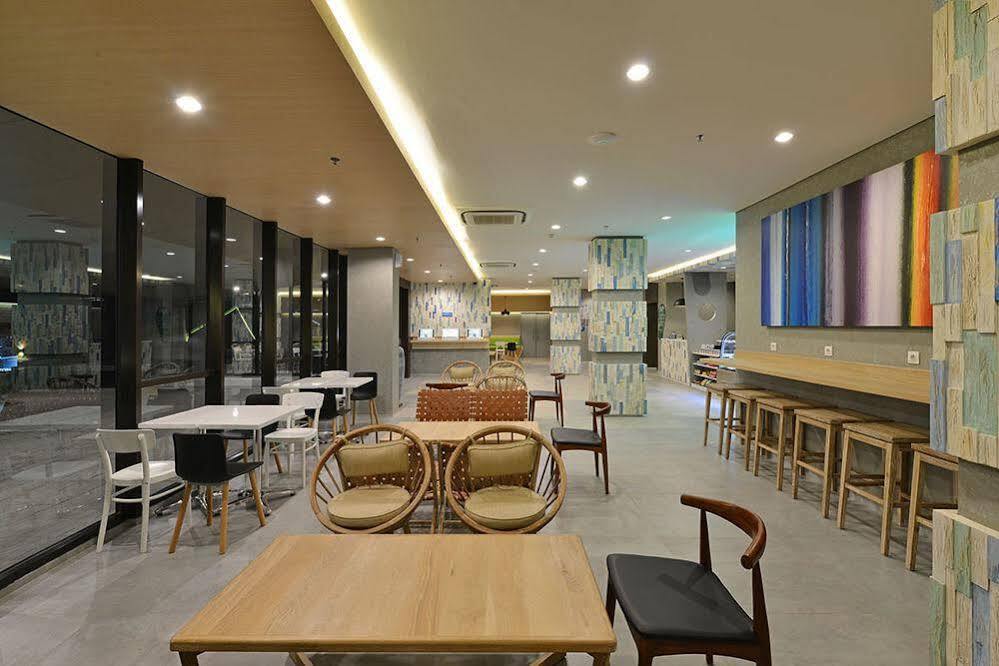 Pop! Hotel Timoho Yogyakarta Eksteriør billede
